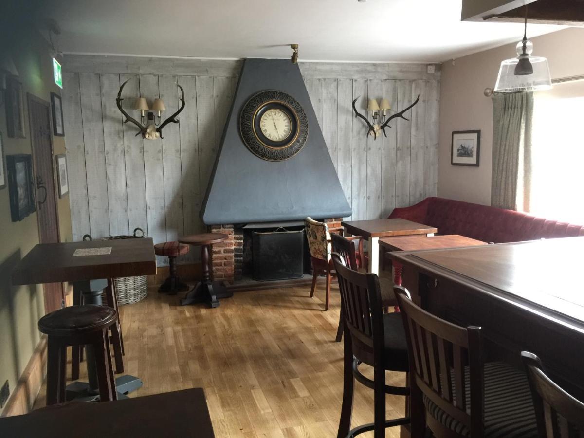 Monks Eleigh The Swan Inn المظهر الخارجي الصورة